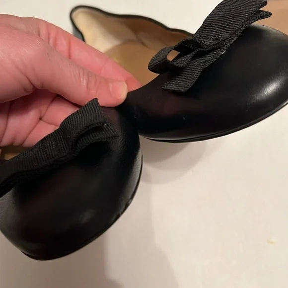 Bruno Magli black bow flats 38 - Picture 5 of 5